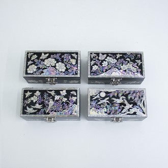 �Ƹ����� ���簢���������� 4��